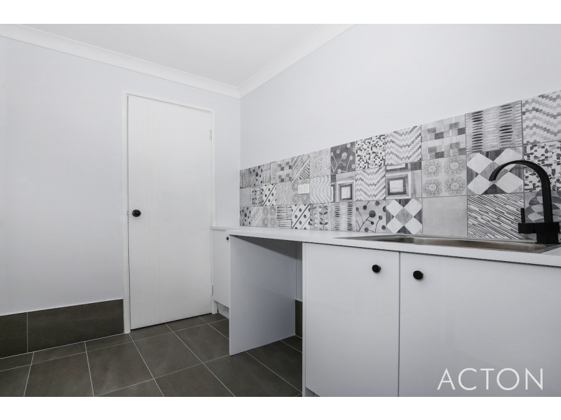 3/56 Halls Head Parade, Halls Head WA 6210