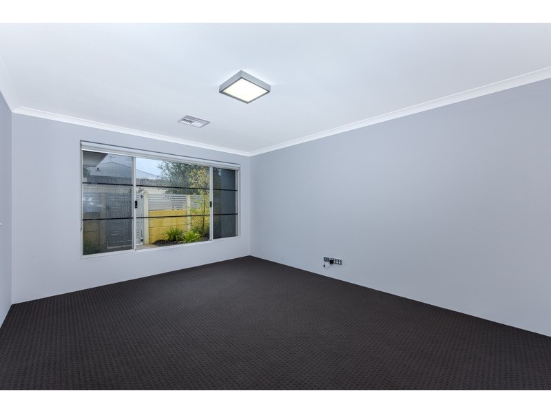 44 Eleanore Drive, Madora Bay WA 6210
