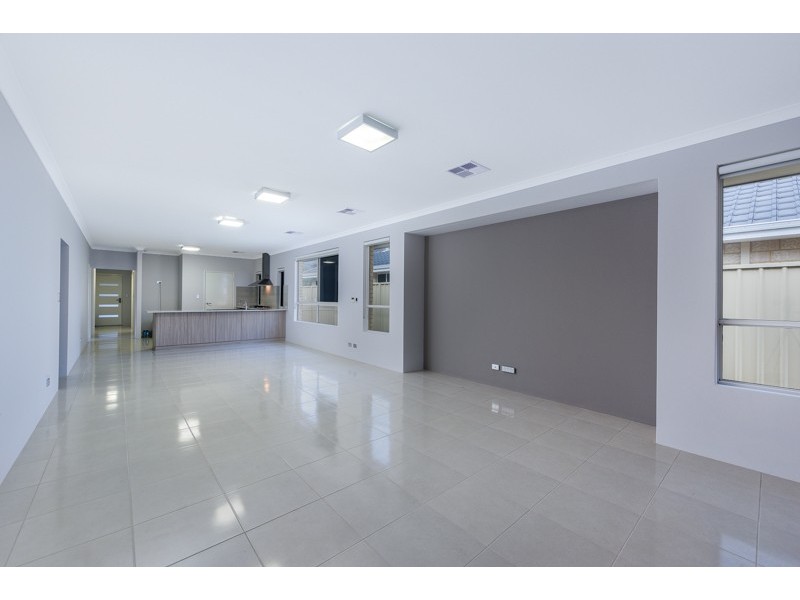 44 Eleanore Drive, Madora Bay WA 6210