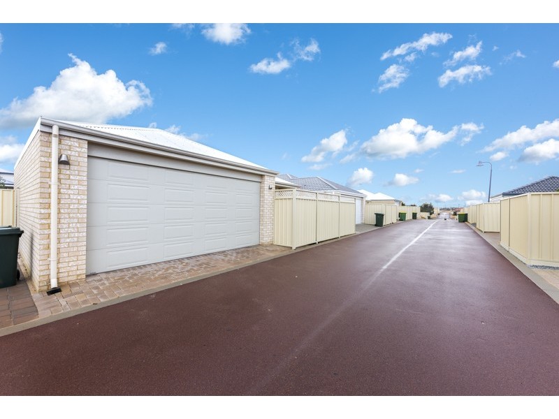 44 Eleanore Drive, Madora Bay WA 6210