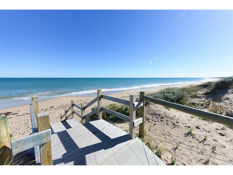 44 Eleanore Drive, Madora Bay WA 6210