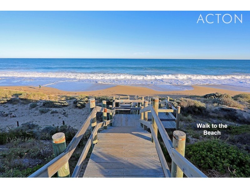 25 Calypso Road, Halls Head WA 6210