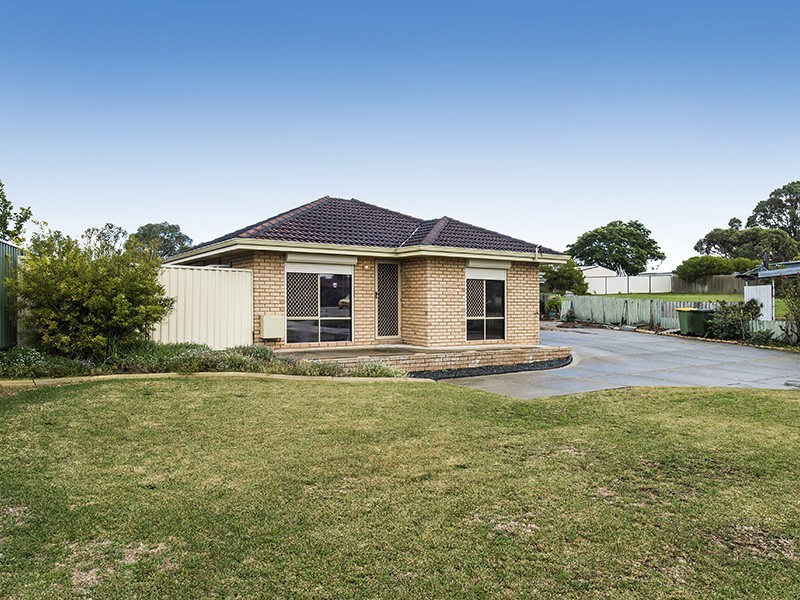 4a Burley Street, Mandurah WA 6210