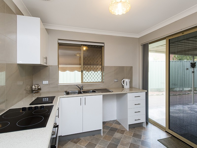 4a Burley Street, Mandurah WA 6210
