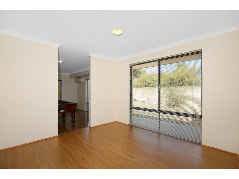 12 Killarney Rt, Meadow Springs WA 6210