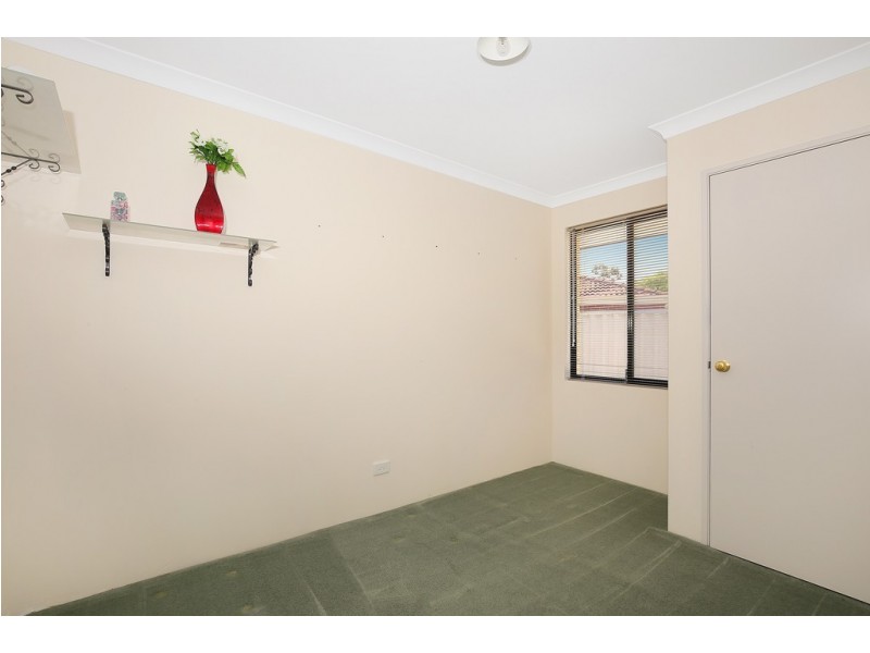 12 Killarney Rt, Meadow Springs WA 6210