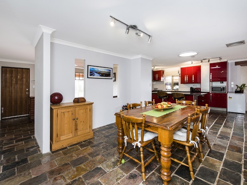 9 Socha Court, Greenfields WA 6210