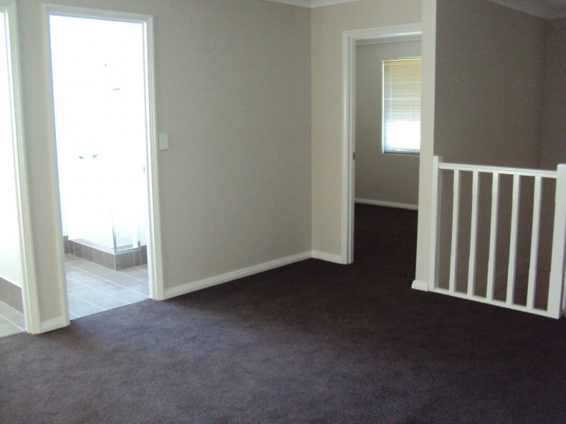 57 Leisure Way, Halls Head WA 6210