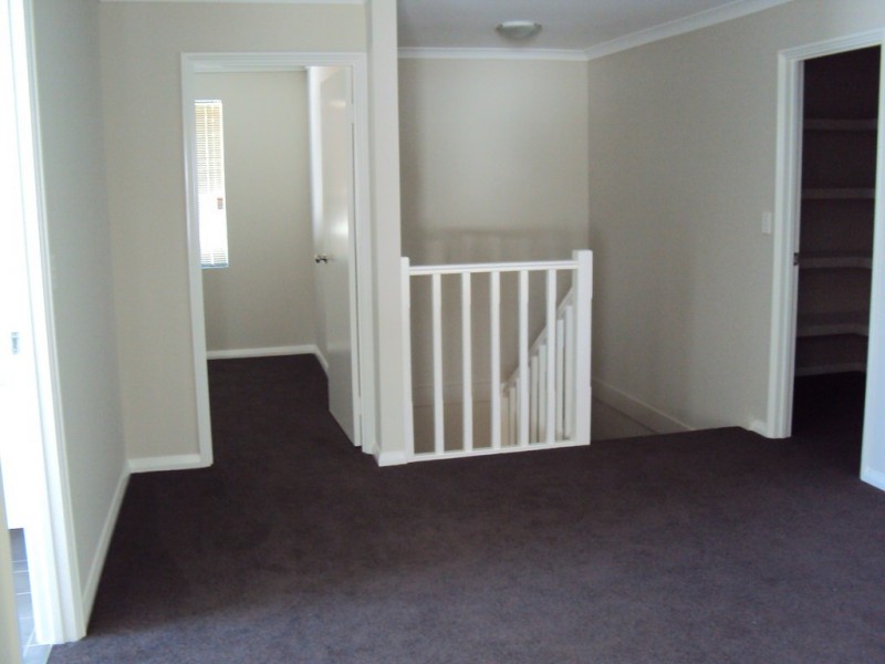 57 Leisure Way, Halls Head WA 6210