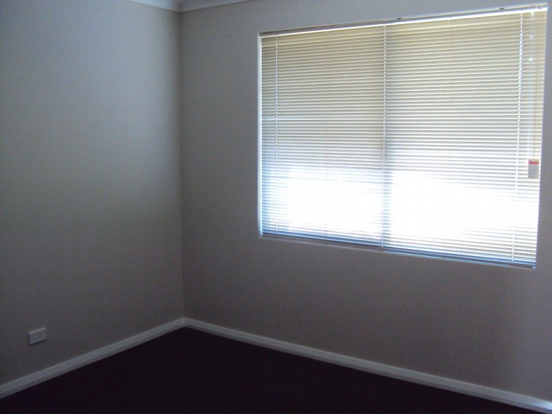 57 Leisure Way, Halls Head WA 6210