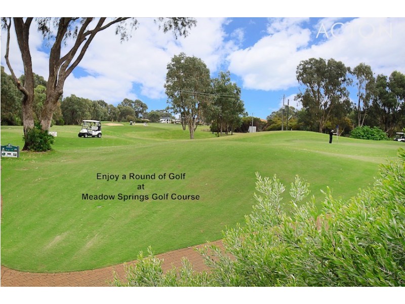 2 Brookdale Way, Meadow Springs WA 6210