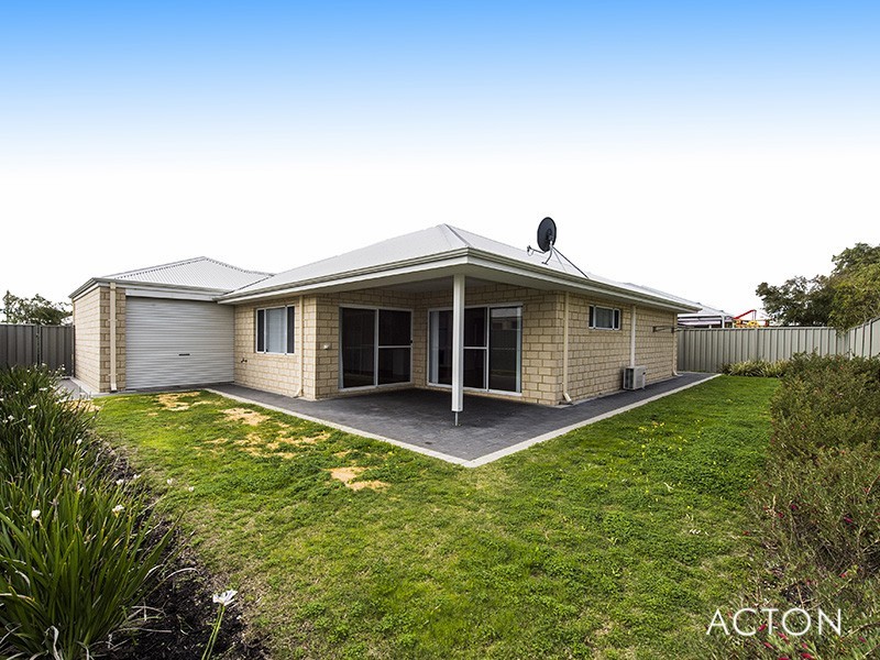 30 Vaucluse Way, Coodanup WA 6210
