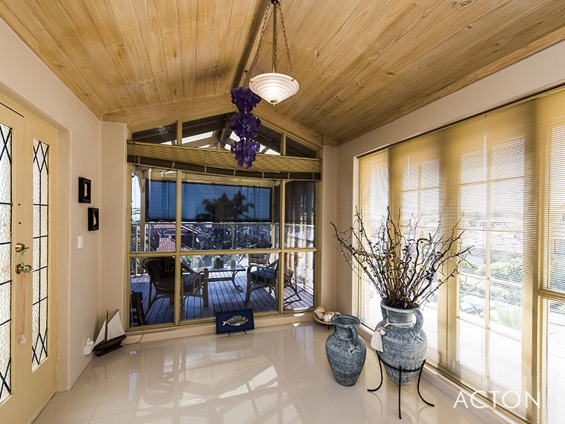 1 Keppel Place, Coogee WA 6166