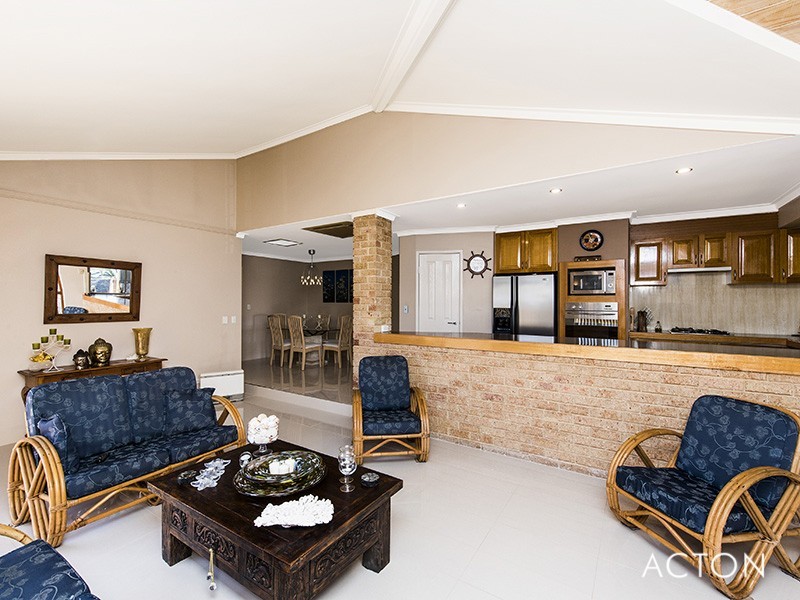 1 Keppel Place, Coogee WA 6166