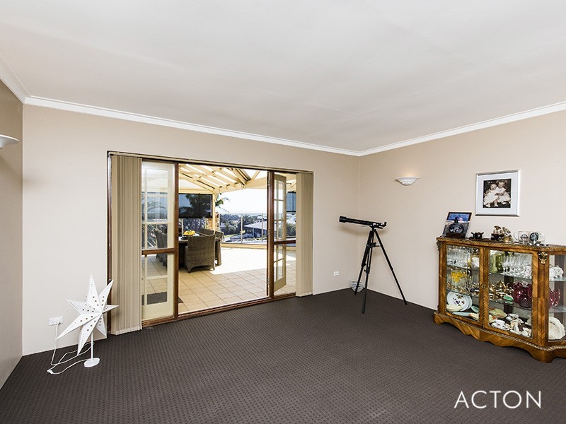 1 Keppel Place, Coogee WA 6166