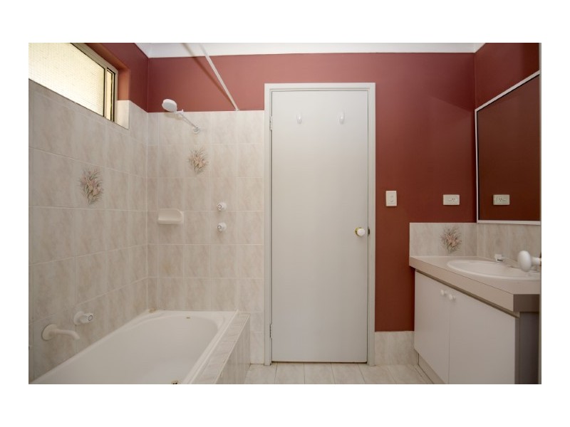 8B Chepstow Drive, Mandurah WA 6210