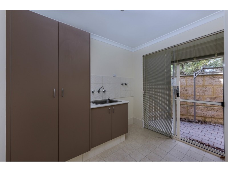 50 Leisure Way, Halls Head WA 6210