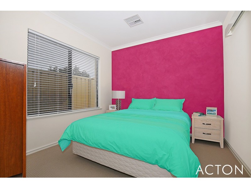 33 Stewart Street, Mandurah WA 6210