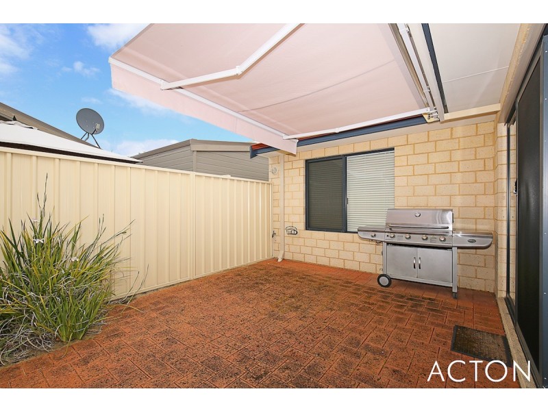 33 Stewart Street, Mandurah WA 6210