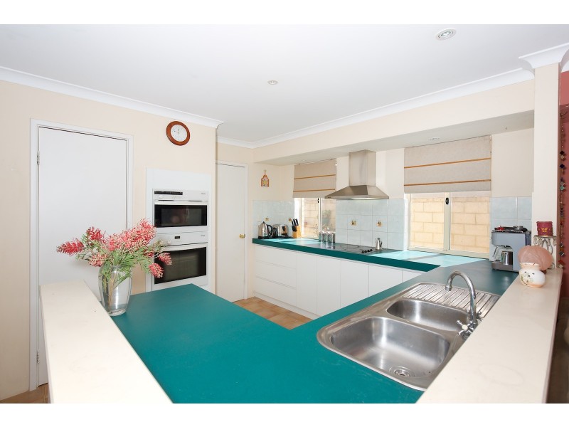 23 Kiap Road, South Yunderup WA 6208