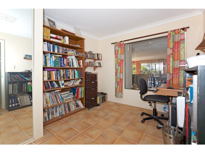 23 Kiap Road, South Yunderup WA 6208