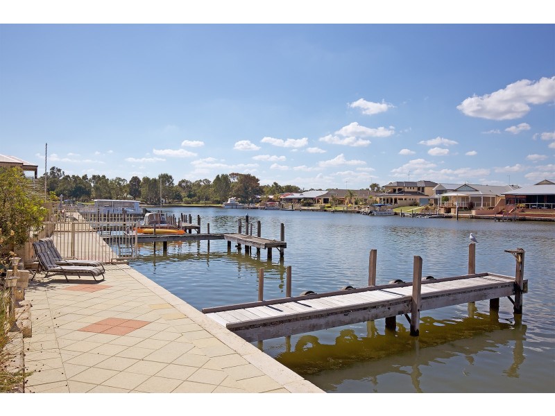 23 Kiap Road, South Yunderup WA 6208