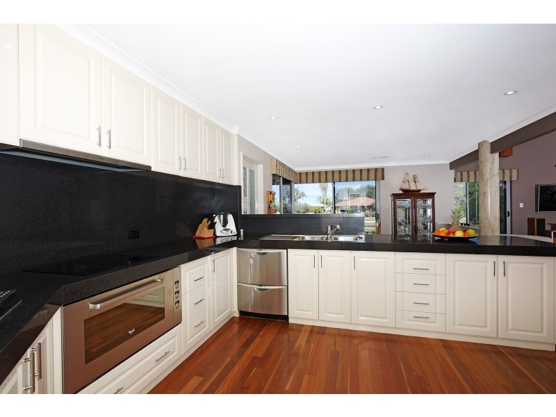 61 Delta Drive, South Yunderup WA 6208