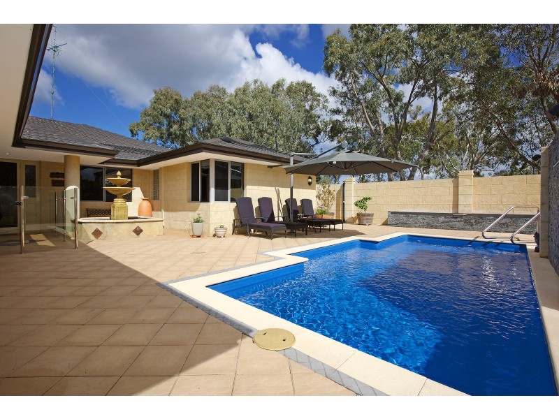 61 Delta Drive, South Yunderup WA 6208