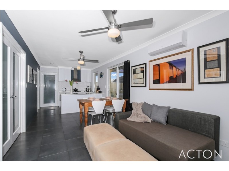 45 Hokitika Drive, Dudley Park WA 6210