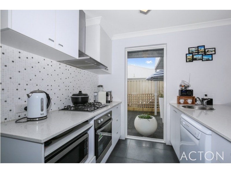 45 Hokitika Drive, Dudley Park WA 6210