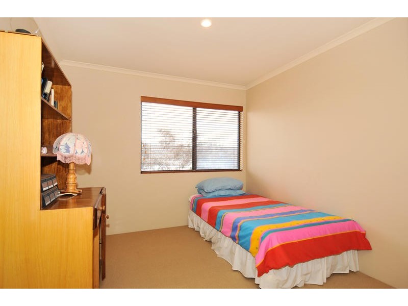 31 Darwin Terrace, Dudley Park WA 6210