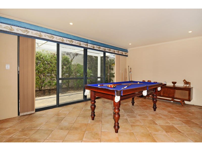 31 Darwin Terrace, Dudley Park WA 6210