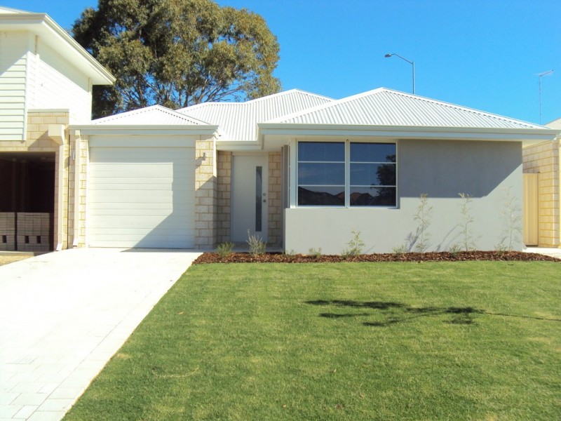 51 Leisure Way, Halls Head WA 6210