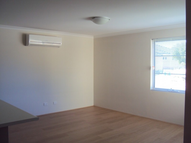 51 Leisure Way, Halls Head WA 6210