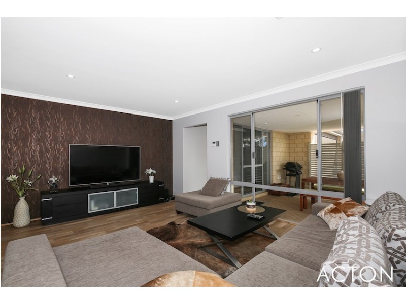 45 Cervantes Drive, Erskine WA 6210