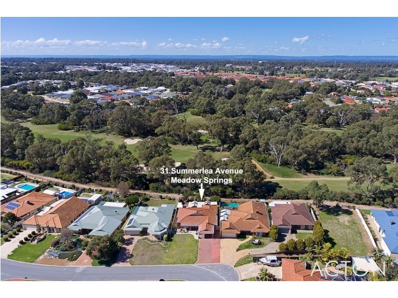 31 Summerlea Avenue, Meadow Springs WA 6210