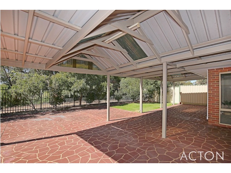 31 Summerlea Avenue, Meadow Springs WA 6210