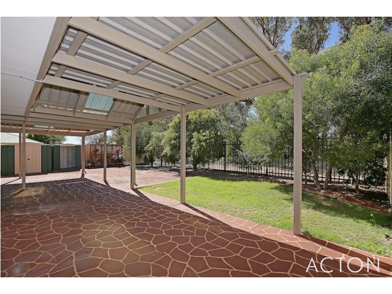 31 Summerlea Avenue, Meadow Springs WA 6210