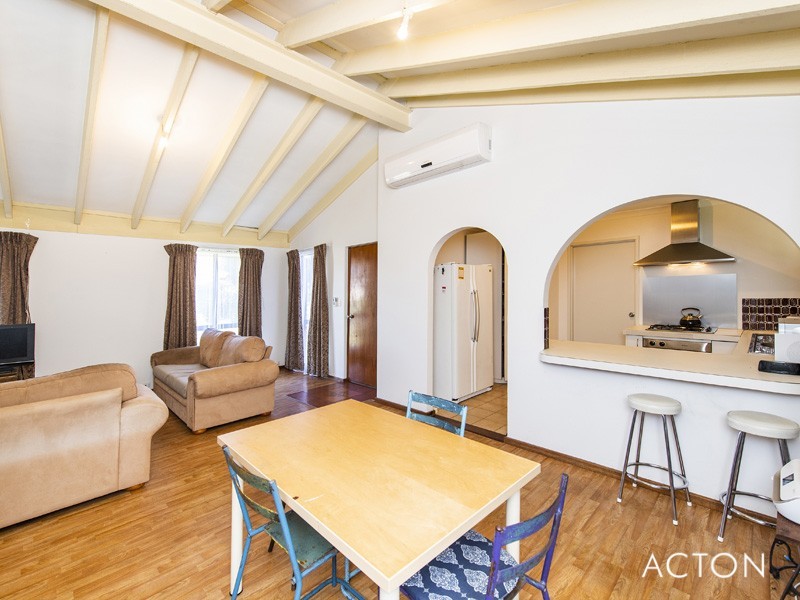 5 Breaker Close, Silver Sands WA 6210