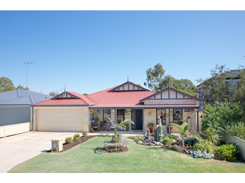 32 Batavia Quays, South Yunderup WA 6208