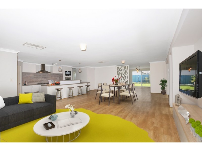 35 Camden Way, Meadow Springs WA 6210