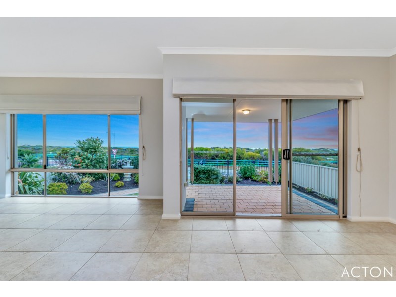 19 Abeona Parade, Madora Bay WA 6210