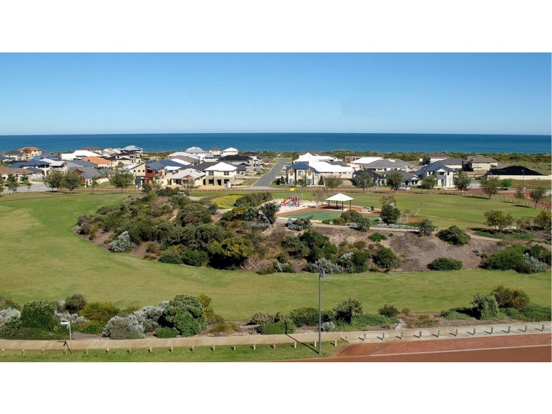 19 Abeona Parade, Madora Bay WA 6210