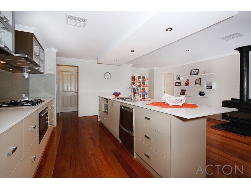46 Pateman Place, South Yunderup WA 6208