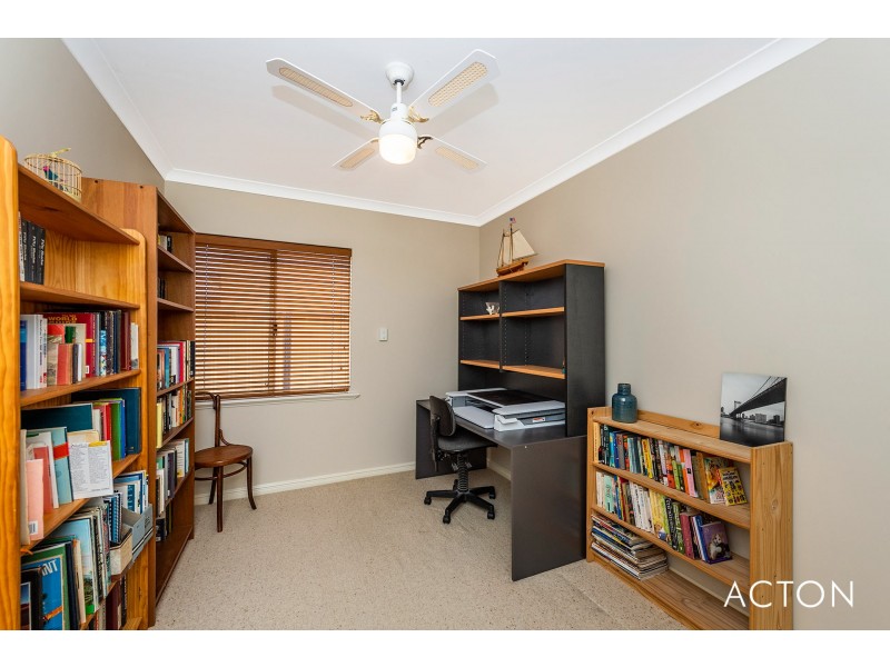 19 Podman Turn, Madora Bay WA 6210