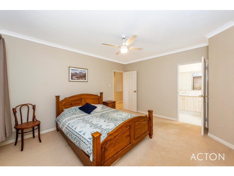 19 Podman Turn, Madora Bay WA 6210