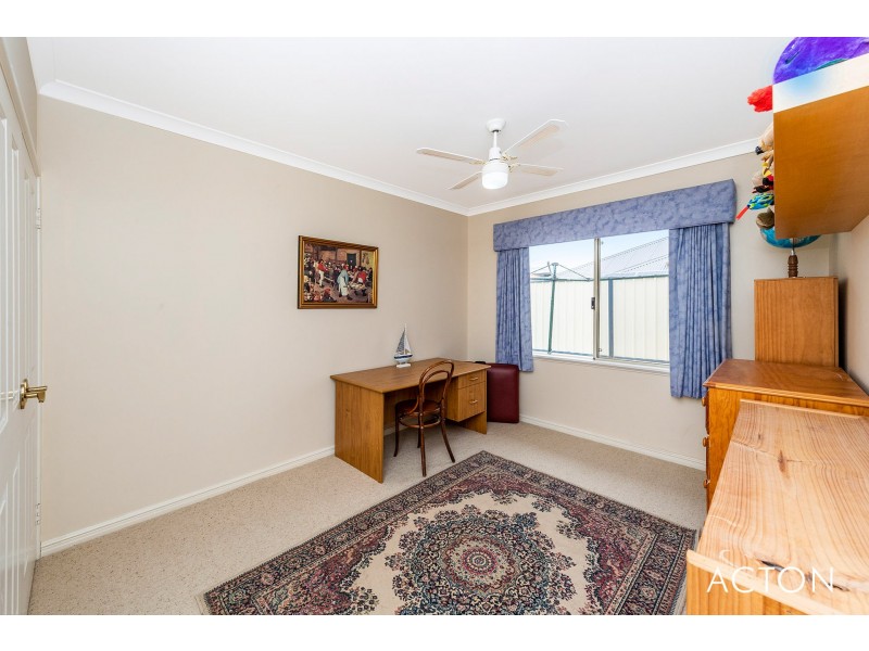 19 Podman Turn, Madora Bay WA 6210