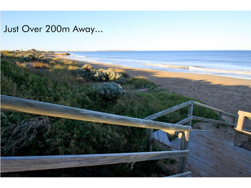 19 Podman Turn, Madora Bay WA 6210