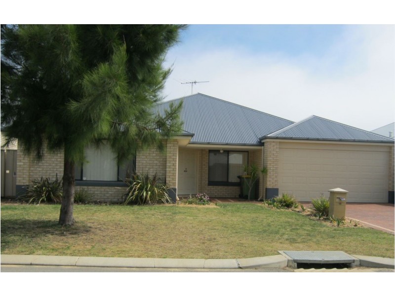 40 Carissa Turn, Halls Head WA 6210