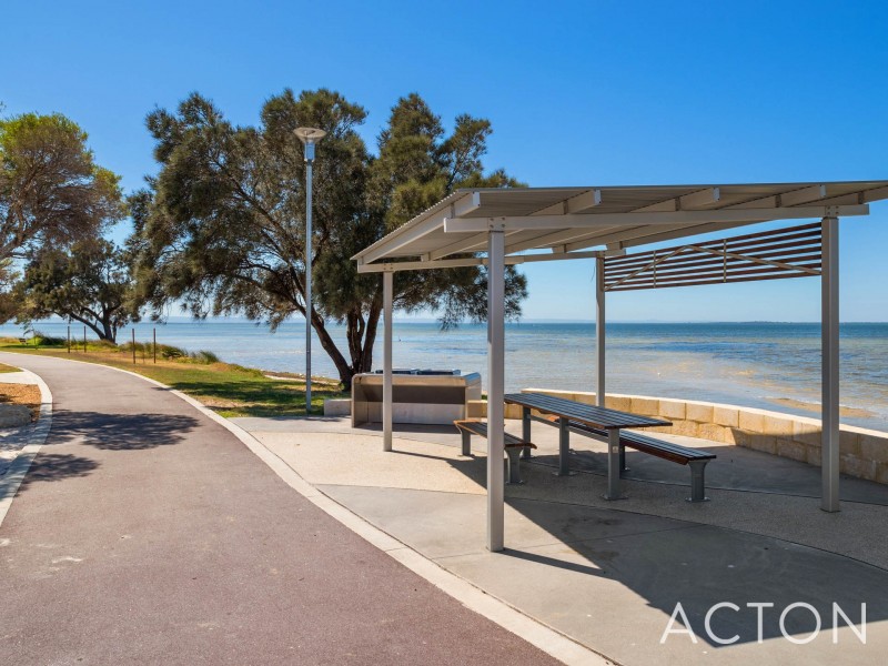 9 Owen Avenue, Falcon WA 6210